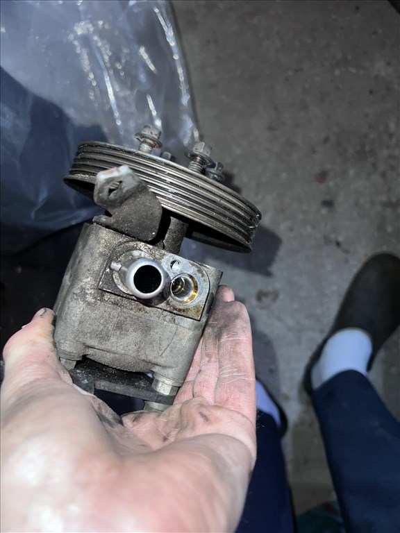 Volvo / Ford 2.5t kormányszervó motor 6G913A696NB 31202095 5. kép