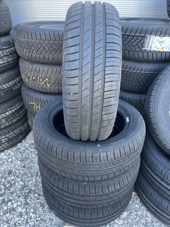 Defekttűrő Goodyear 195/55 R16 195/55R16 195/55/16 195/55x16 nyári gumi 1. kép