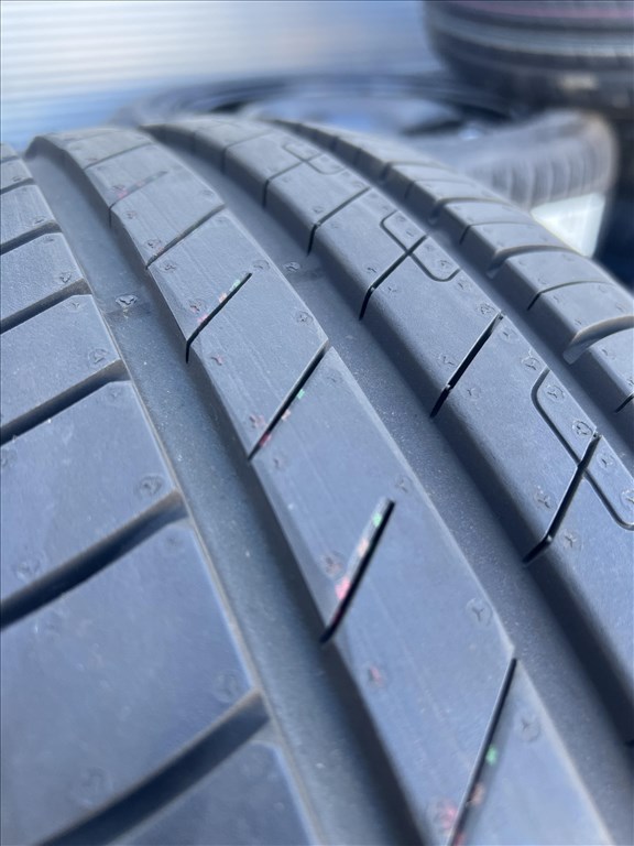 Defekttűrő Goodyear 195/55 R16 195/55R16 195/55/16 195/55x16 nyári gumi 5. kép