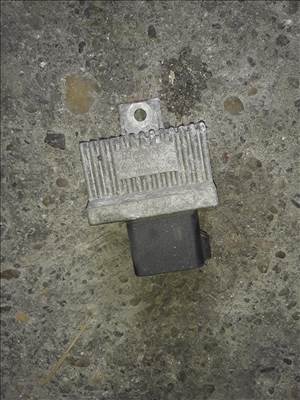 Nissan Micra K12 Izzítórelé