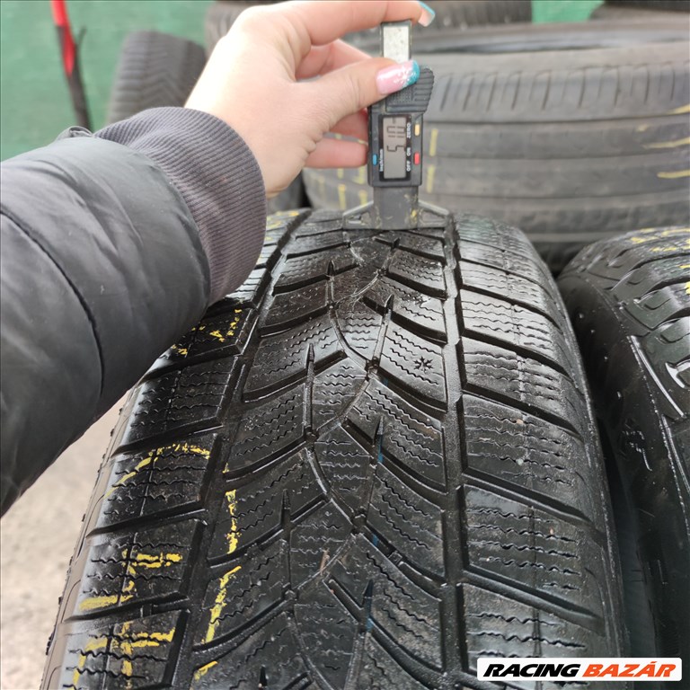 215/65 R17 Goodyear téli gumi 40000ft a 4db/174/ 1. kép