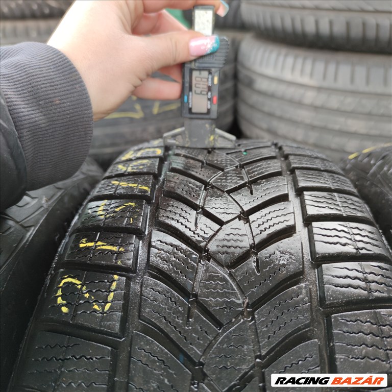 215/65 R17 Goodyear téli gumi 40000ft a 4db/174/ 3. kép