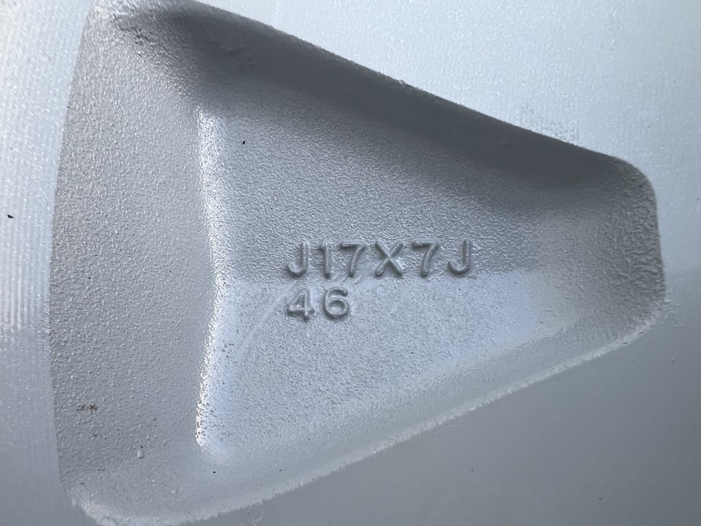 5x114.3 17" Mitsubishi gyári alufelni 7Jx17h2 ET46 7. kép