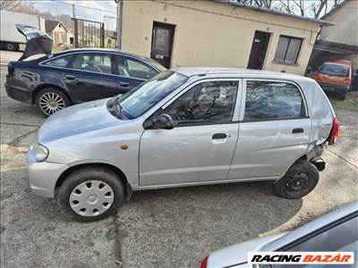 Suzuki Alto V ajtó 