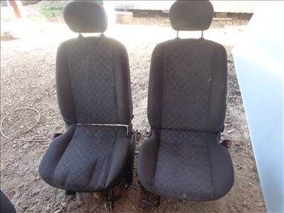 Ford Focus Mk1 bal első ülés 