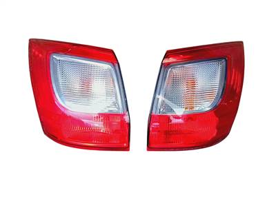 Ford C-Max Mk2 Hátsó lámpa 