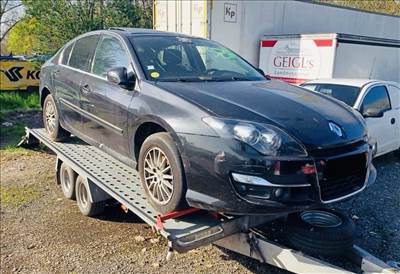 Renault Laguna III 1.5 DCI 110le bontott alkatrészei