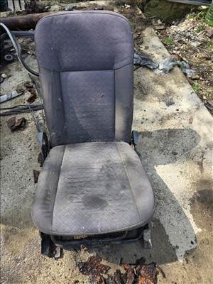 Ford Transit Connect Mk1 Ülés elsö jobb oldali