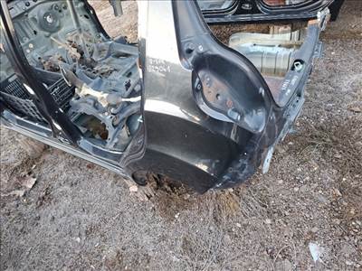 Chevrolet Spark (M300) bal hátsó negyed