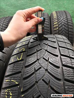 235/55 R18 Goodyear téli gumi 30000ft a 4db/30/