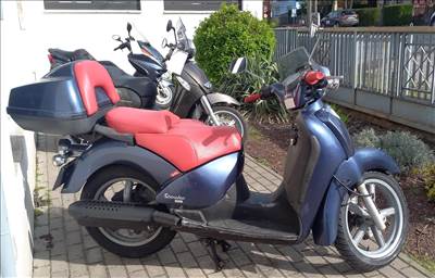 Aprilia Scarabeo 200 '01 (bizományos)