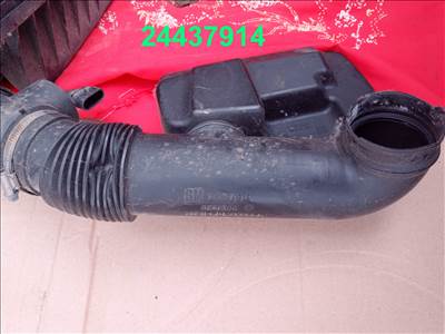 Opel Astra H, Opel Astra G, Opel Zafira B szívócső levegőcső – szÍvócső Z16XEP  24437914