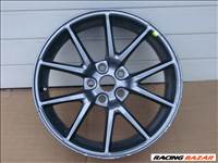 Tesla Model 3 18-as Gyári Felni 18X8,5Jx 1044261-00-A