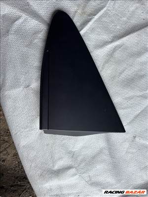 Toyota Yaris (XP130/XP150) Háromszög takaró 60118-0d190