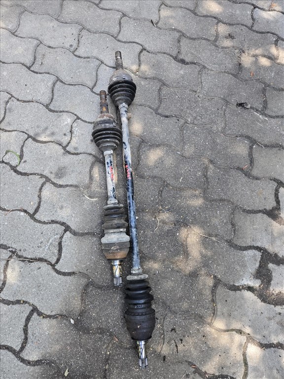 Opel Astra G 1.6 Féltengely jobb első 1. kép