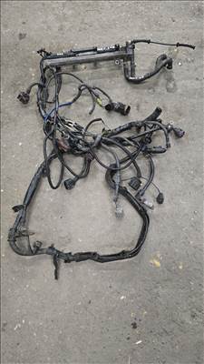 Volkswagen Polo Classic 1.4 injektor híd 036133319aa