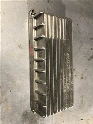 Audi A6 (C6 - 4F) erősítő  4f0910223h