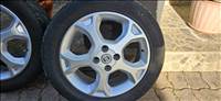  4x100 lyukosztású 16" használt alufelni, rajta 205/50 eldobós Pirelli gumi 