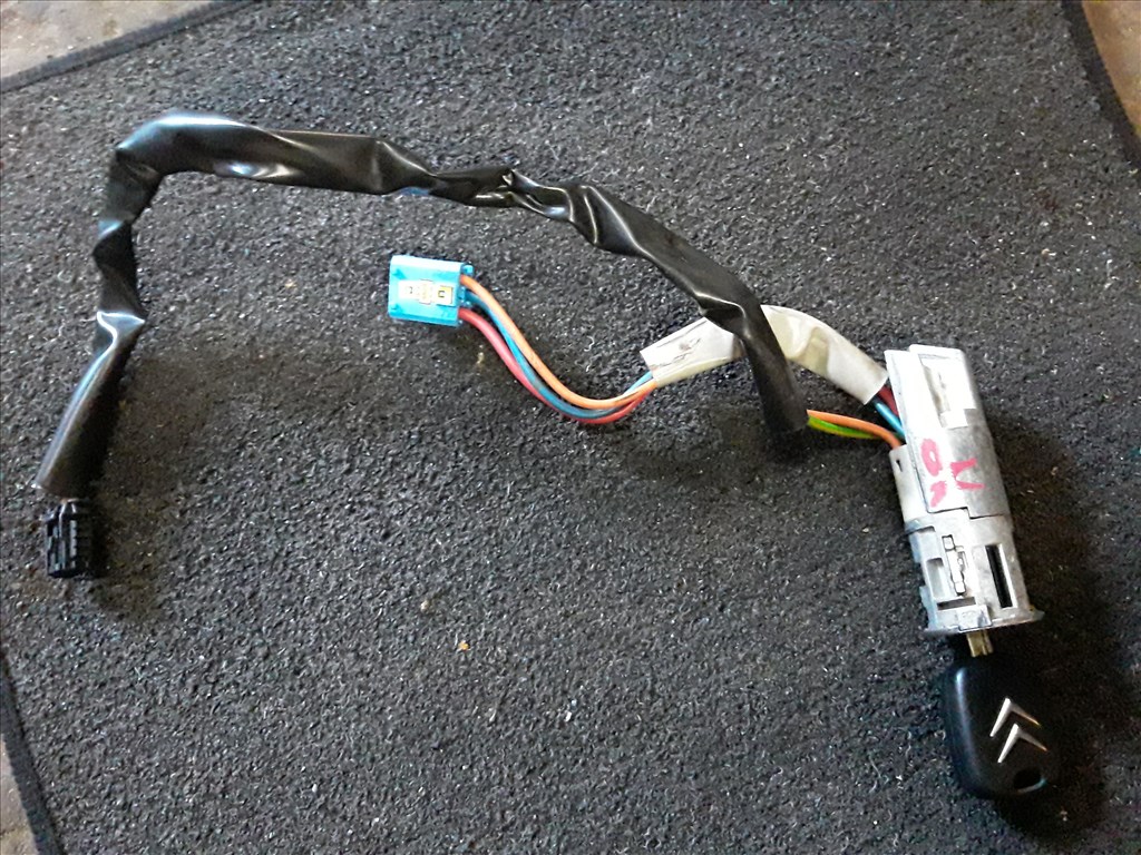 Citroen Xsara Picasso Gyujtáskapcsoló 1. kép