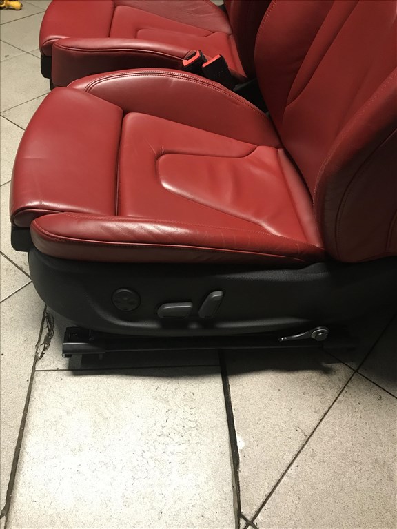 Audi A4 (B8 - 8K) AVANT / ülés szett + kárpit 4. kép