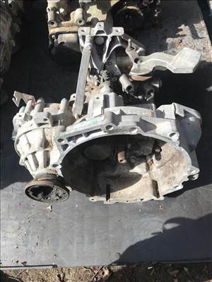 Volkswagen Scirocco III 1,4 TSI CAV KWB 160LE - VÁLTÓ