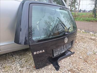 Volkswagen Golf IV, Volkswagen Bora Kombi LC9Z csomagtérajtó