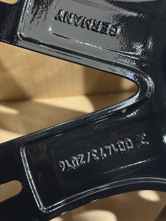 R20 Original BMW 8J ET30 - 8053501 2DB ALUFELNI FELNI  3. kép