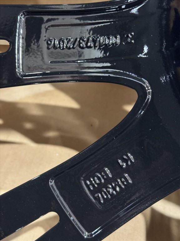 R20 Original BMW 8J ET30 - 8053501 2DB ALUFELNI FELNI  5. kép