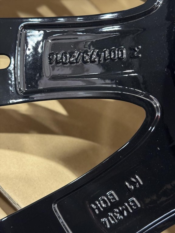 R20 Original BMW 8J ET30 - 8053501 2DB ALUFELNI FELNI  11. kép