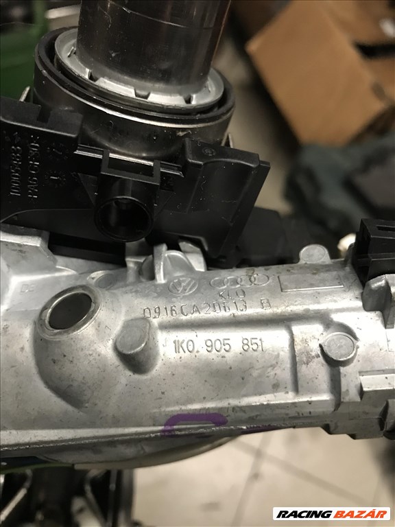 Skoda Octavia III gyújtáskapcsoló + kulcs 4. kép