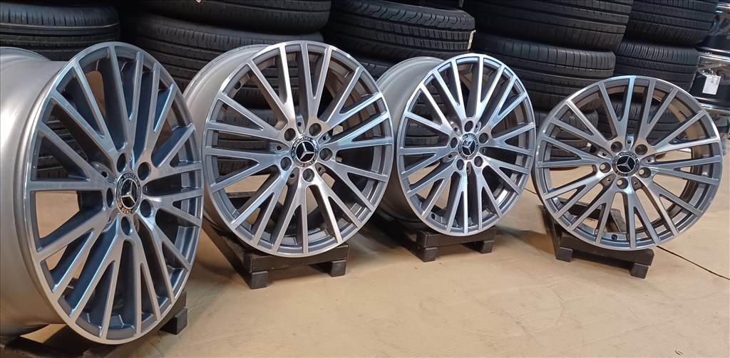 Gyári Mercedes A B CLA W177 alufelnik 5x112 7,5x18 ET49 4db 7. kép