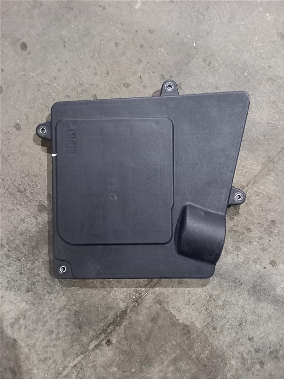 Renault Master Opel MOVANO 10 Biztosíték tábla tartó műanyag tető 0840 243128538r 1. kép