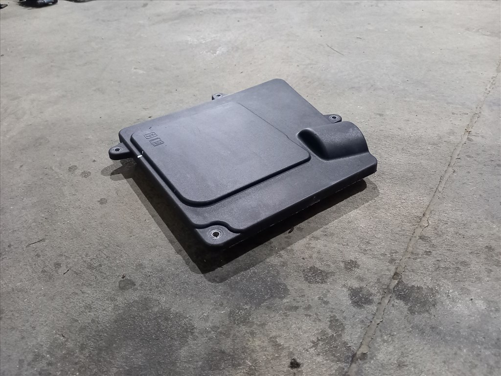 Renault Master Opel MOVANO 10 Biztosíték tábla tartó műanyag tető 0840 243128538r 2. kép