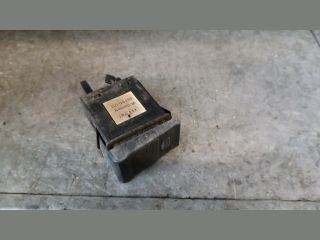 Audi 80 (B1 - 82) Ablakfűtés Kapcsoló *127887* audi-893941503