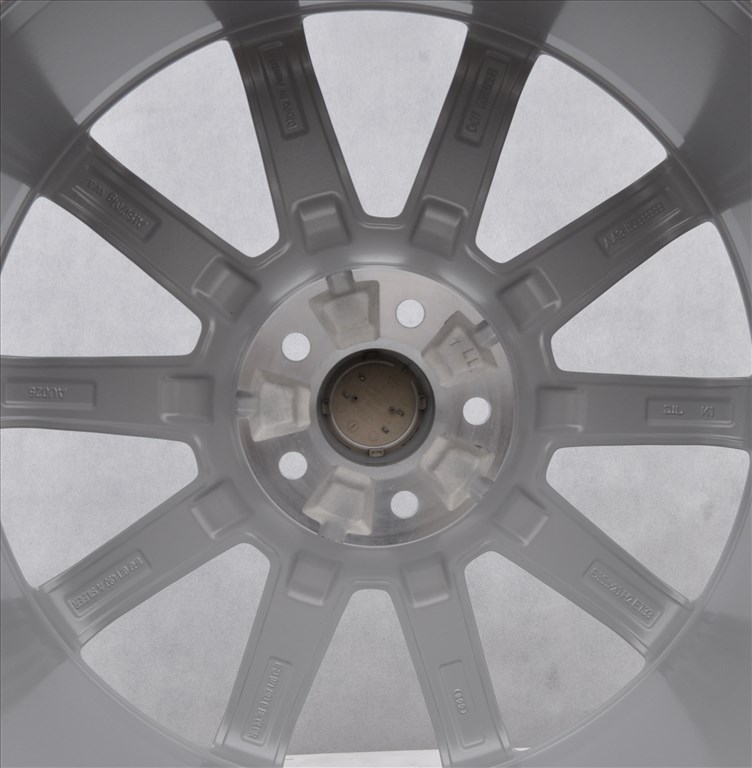 8R0071490A ALUFELNI 20 5x112 AUDI Q5 A6 A8 D3 D4 S8 ET33 6. kép