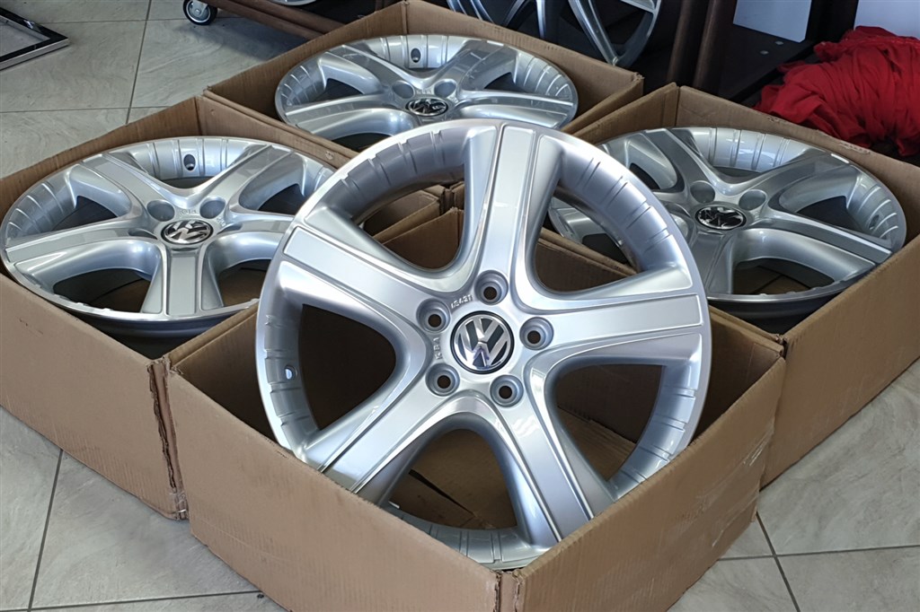 ORIGINAL VW ALUFELNI 18 5x120 VW AMAROK MULTIVAN T5 T6 ET53 4. kép