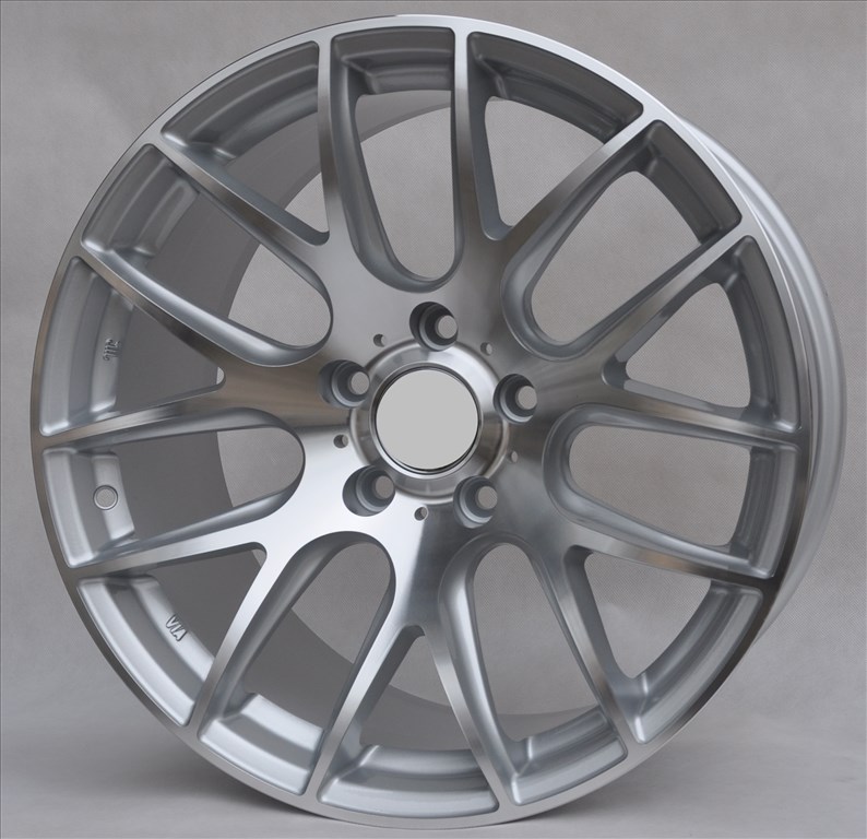 663 MSPC ALUFELNI 18 5x120BMW 5 7 BMW F30 F10 F11 ET35 4. kép