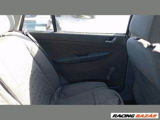 Skoda Fabia I Jobb hátsó Biztonsági Öv Csat *140255*