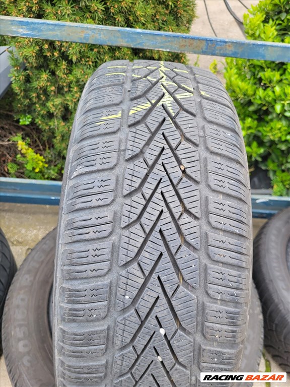 205/60 R16 Semperit Speed-Grip 2 92H | 6mm | 4db | DOT: 3715 1. kép