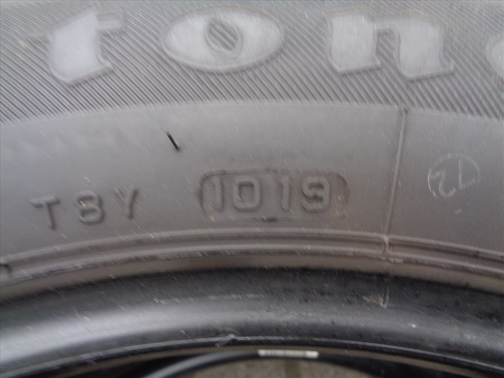 Firestone 215/60R17 nyári gumi 2019-2020-as gyártású eladó. 8. kép
