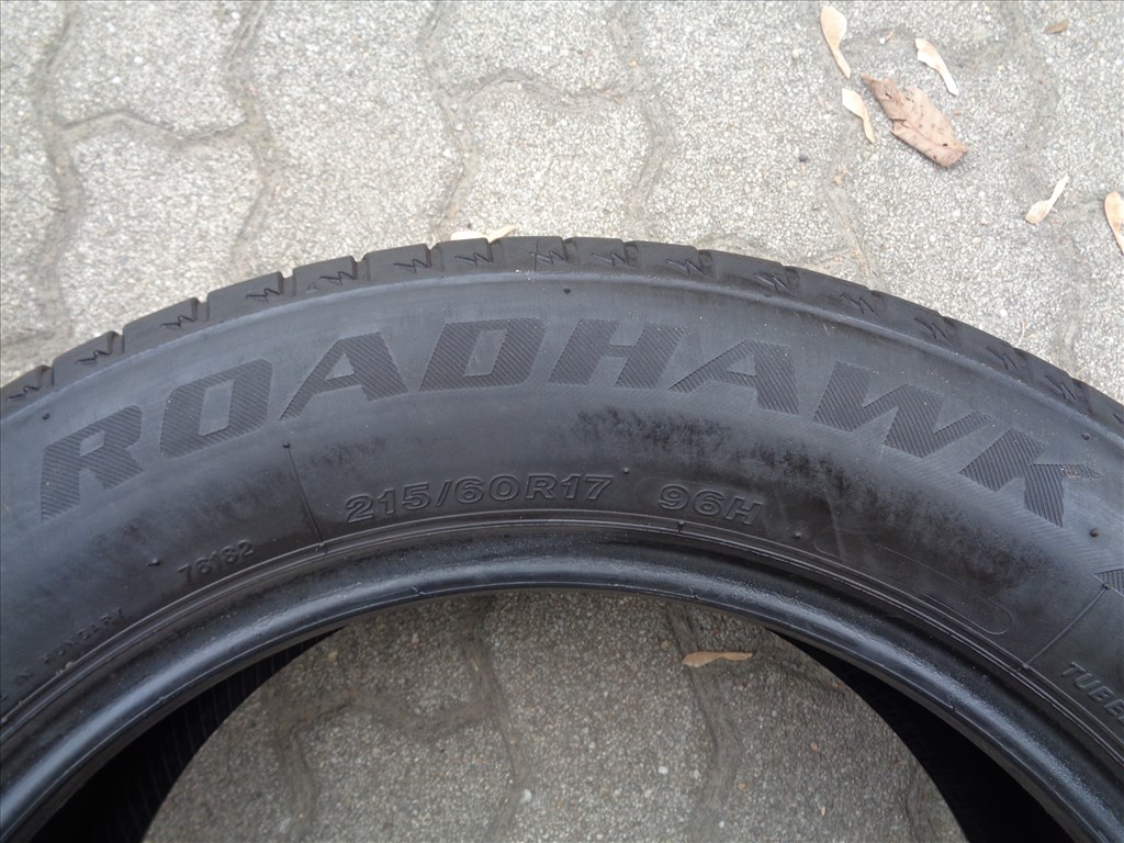 Firestone 215/60R17 nyári gumi 2019-2020-as gyártású eladó. 9. kép