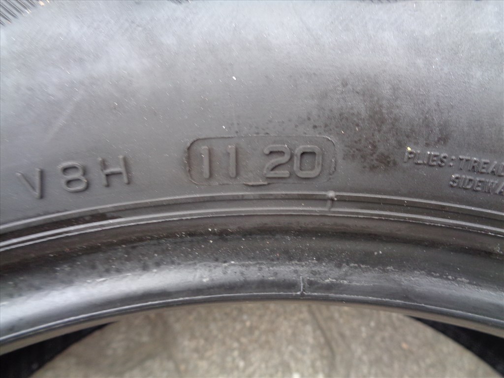 Firestone 215/60R17 nyári gumi 2019-2020-as gyártású eladó. 10. kép