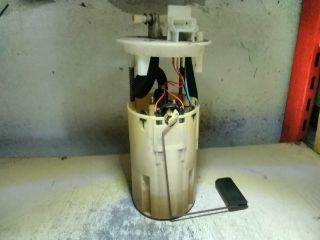 Fiat Multipla II 1.9 JTD Üzemanyag Szivattyú *72204* bosch-0580303007