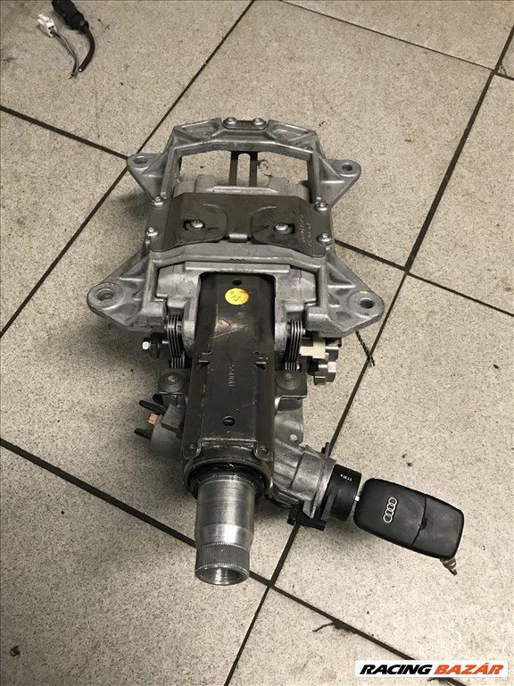 Audi A4 (B6/B7) gyújtáskapcsoló + kulcs 2. kép