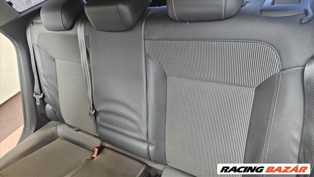 Opel Astra J Sports Tourer Félbőr ülés szett 5. kép