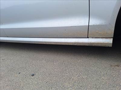 Audi A6 (C7 - 4G) S-line küszöb Burkolat 
