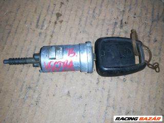 Opel Vectra B Gyújtáskapcsoló *111716*