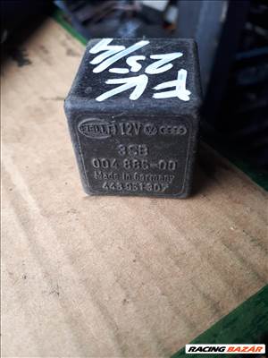 Audi 80 (B2 - 81) relé 443 951 307 443951307