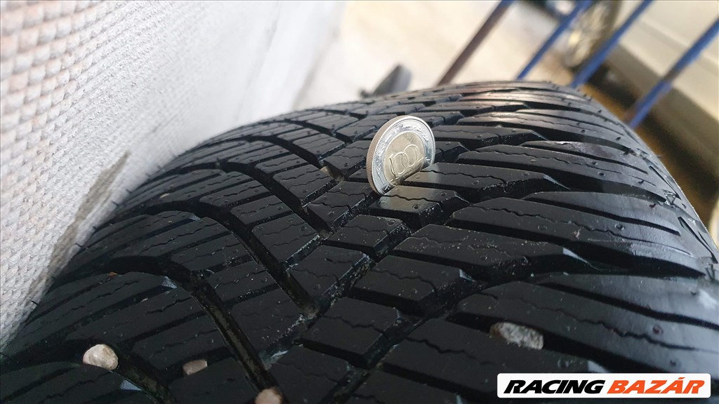  215/4017" újszerű Goodride négyévszakos gumi gumi 6. kép