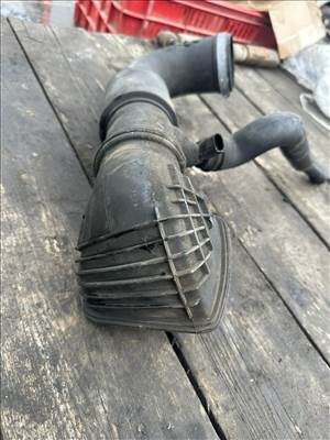 Mercedes Vito 639 651 motor turbócső  646980